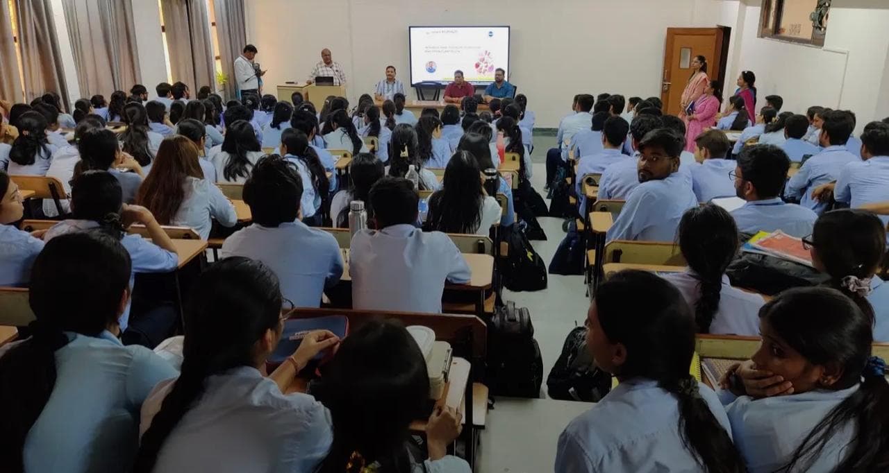 DIGITAL CLASSROOMS